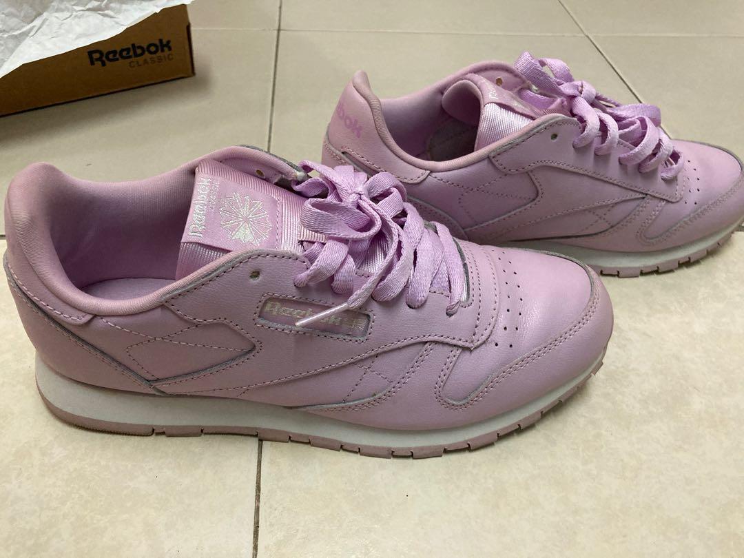 Reebok classic use twice only Size euro 37 24cm