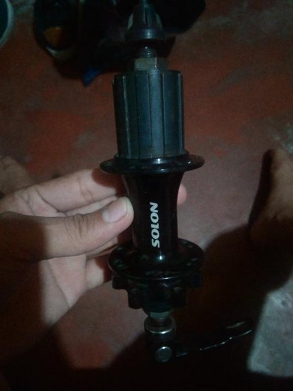 Roadbike Hubs, Sports Equipment, Bicycles & Parts, Bicycles on Carousell