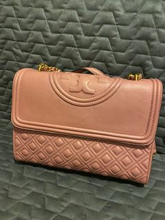 （分類：）位於 。 由 pretzel_823 提交（商品編號 1117570805，圖片 1）。簡介： 。