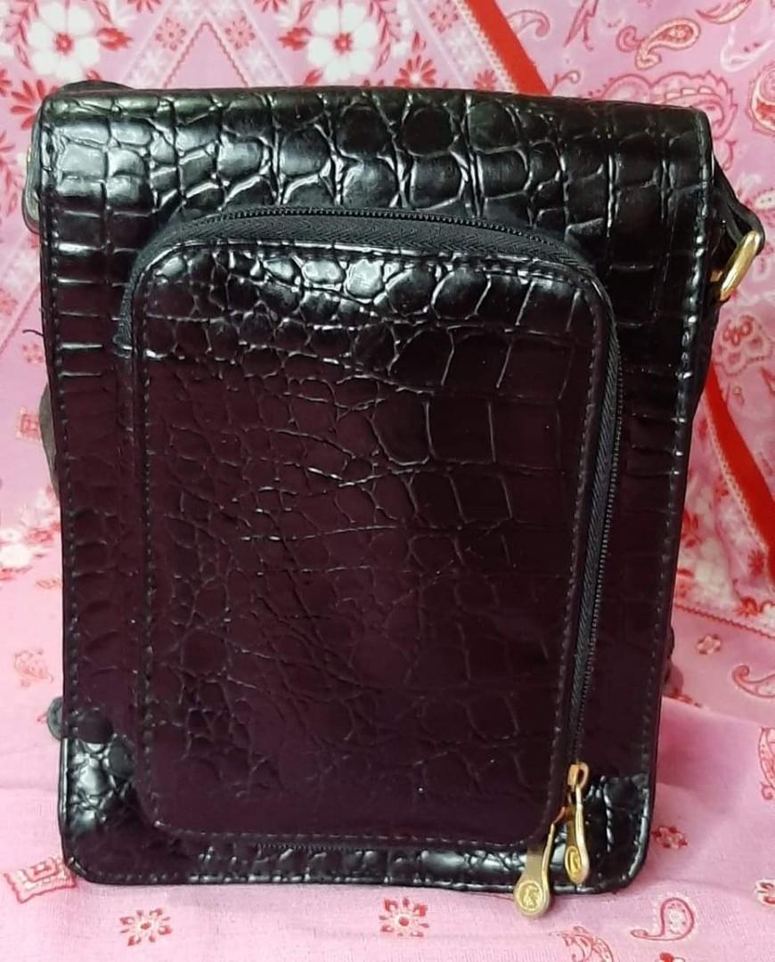 SLAE TODAY Vintage chenson sling, Luxury, Bags & Wallets on Carousell