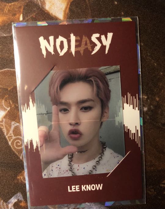 [WTS] Stray Kids Noeasy Jewel Case Han and Lee Know, Hobbies & Toys, Collectibles & Memorabilia