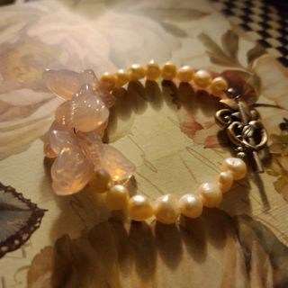 （分類：）位於 。 由 artstone 提交（商品編號 1117634674，圖片 1）。簡介： 。
