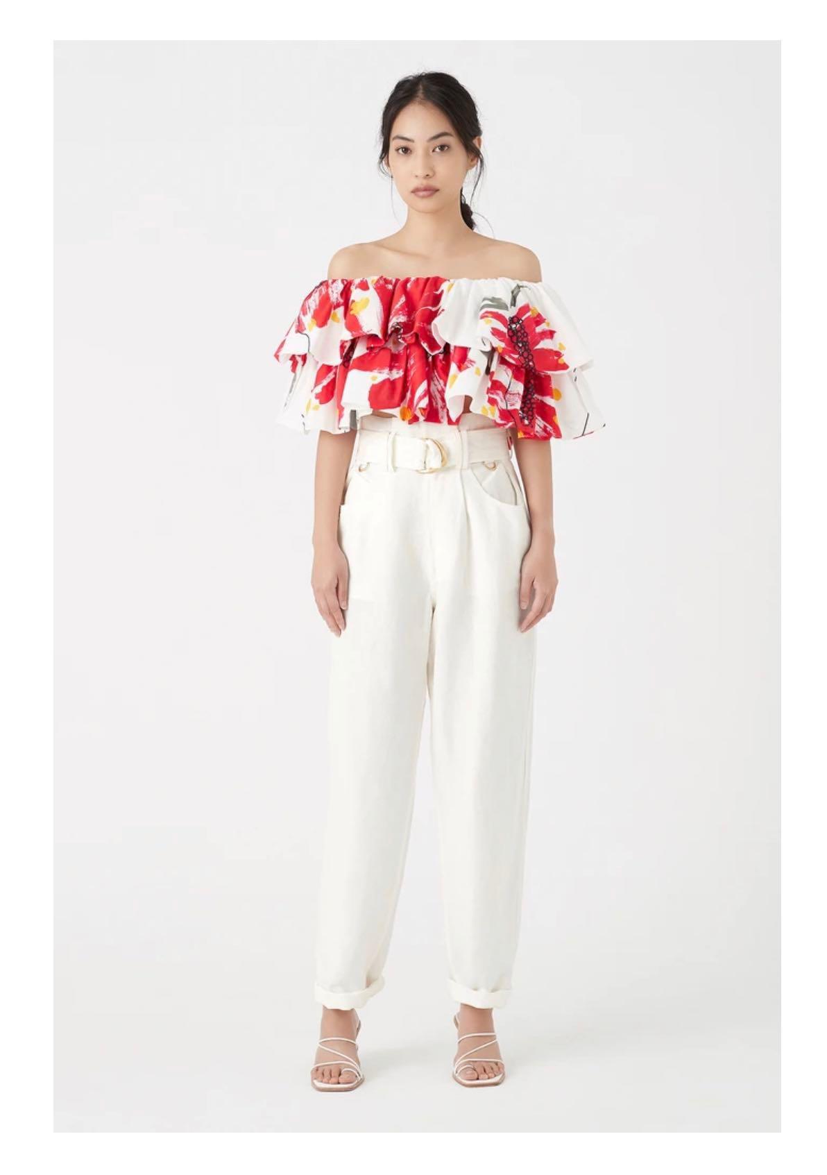 White linen paperbag pants hotsell