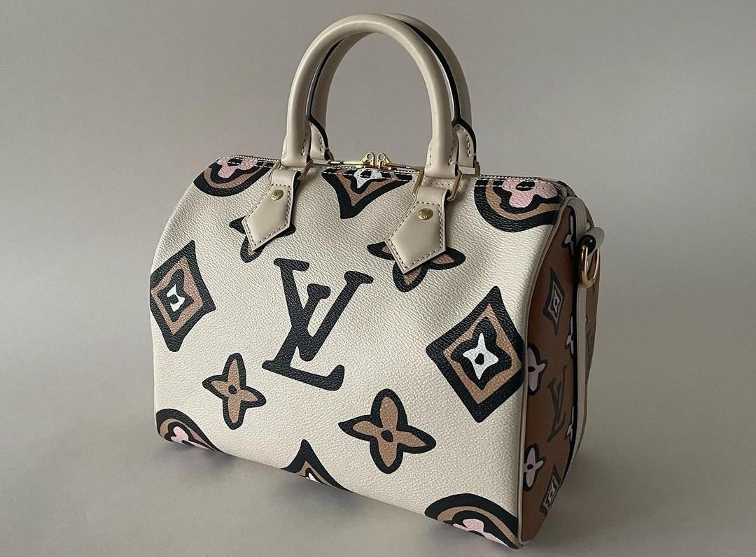 Louis Vuitton Multi Pochette Accessoires Wild at Heart Caramel in Cowhide  Leather with Gold-tone - US