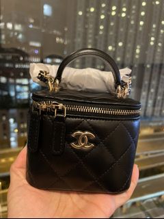 （分類：）位於 。 由 vanicew 提交（商品編號 1116825570，圖片 1）。簡介： 。