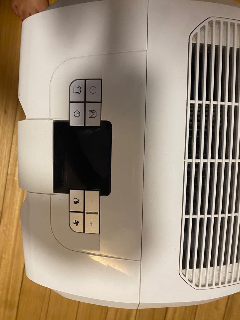 Delonghi dehumidifier, TV & Home Appliances, Air Purifiers