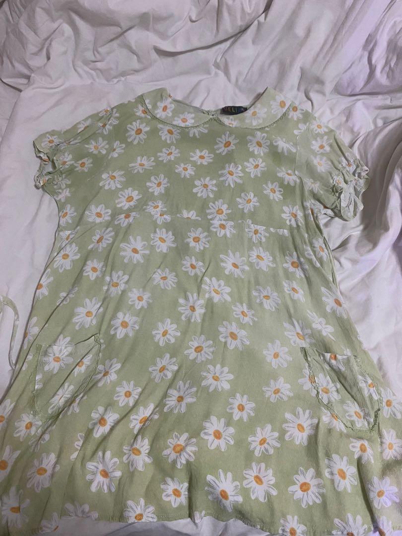 Dollskill Delia's Green Flower Dress, Women's Fashion, Dresses & Sets,  Dresses on Carousell