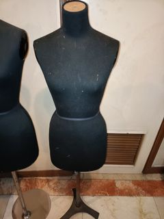 (Category: ) located in . Submitted by htrading (Listing ID 1117657948, Image 1). Description: .