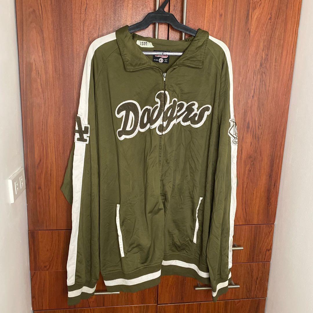 Vintage dodgers sweatshirt, Men's Fashion, Coats, Jackets and Outerwear on  Carousell