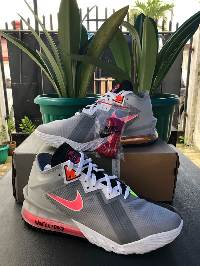 lebron 18 low tune squad