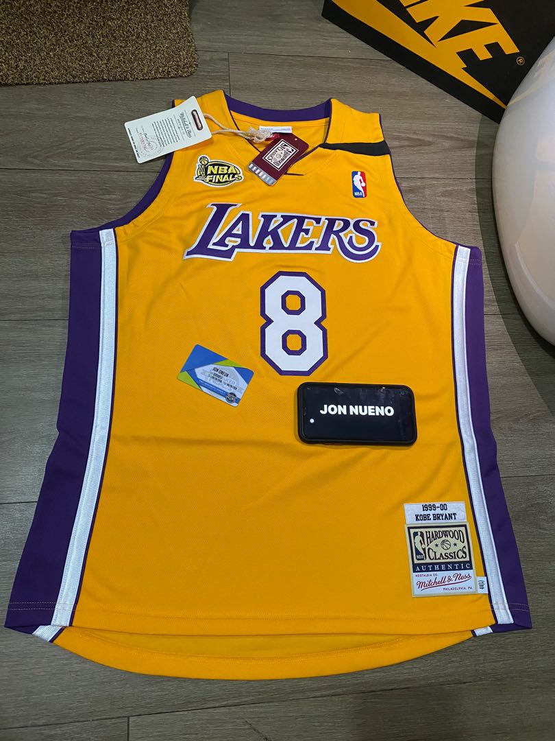 Mitchell & Ness NBA Authentic Jersey Los Angeles Lakers Finals 1999-00 Kobe  Bryant #8 Yellow - YELLOW