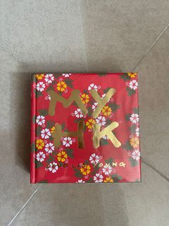 （分類：）位於 。 由 blackysoooo 提交（商品編號 1117644281，圖片 1）。簡介： 。