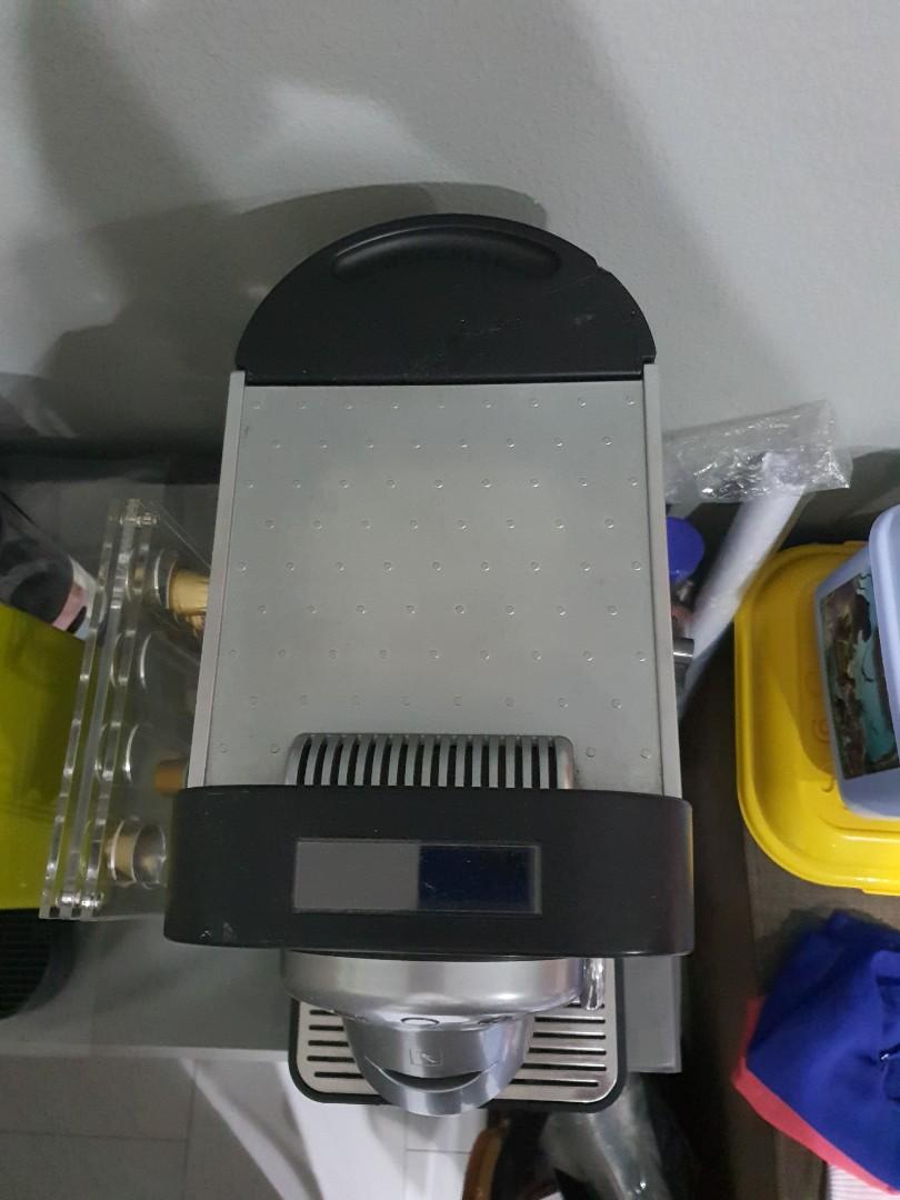 Nespresso professional Gemini CS 100 Pro Machine, TV & Home Appliances, Kitchen Appliances
