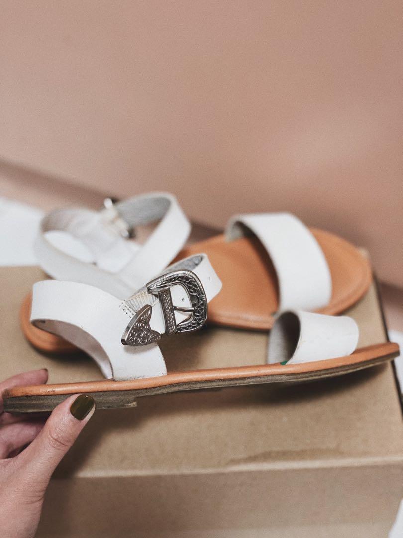 Western outlet buckle sandals