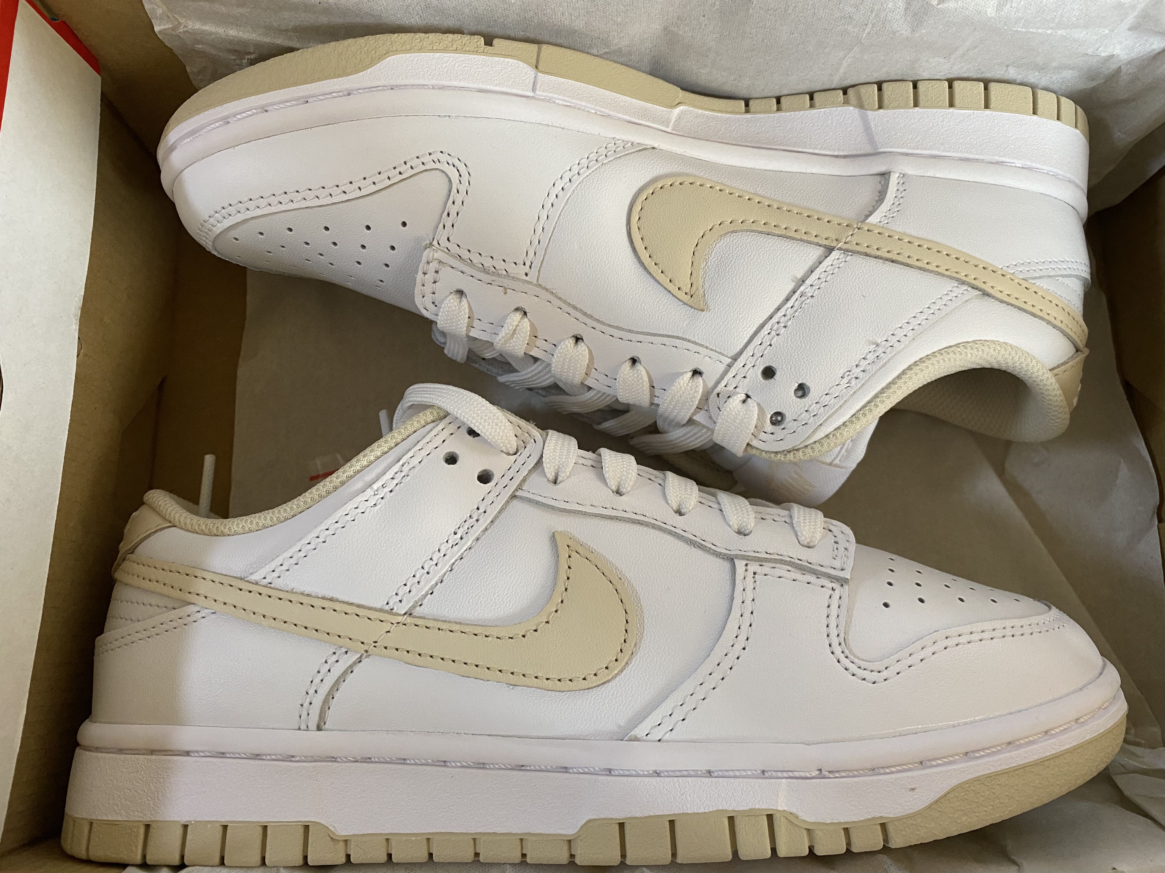 nike dunk pearl white