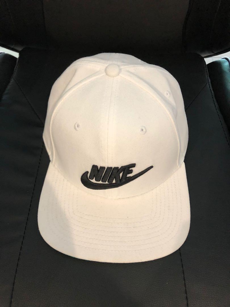 Nike Hip Hop Cap Men s Fashion Watches Accessories Cap Hats on Carousell