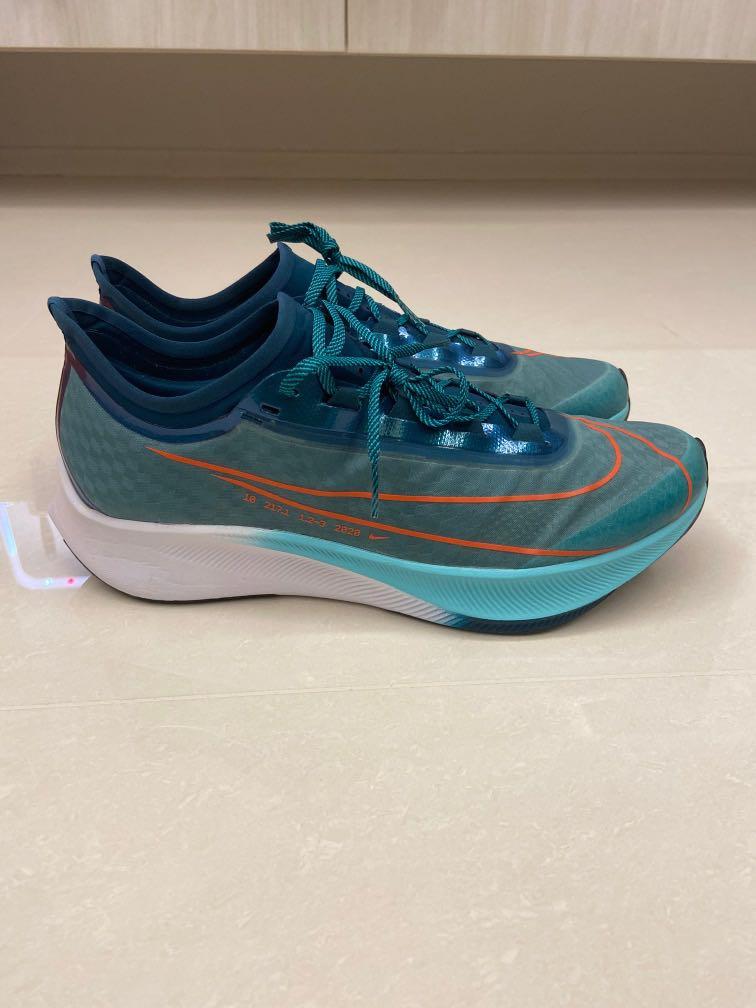 Zoom fly 3 premium hakone review hot sale