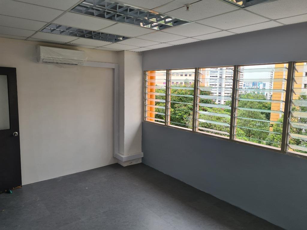 Big Office Room for Rent Joo Seng ( 2 smaller rooms and storage space