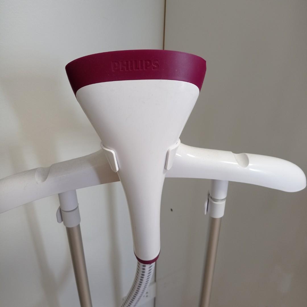 Philips Easy Touch Stand Steamer GC486/39, TV & Home Appliances, Irons
