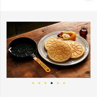Takashi Murakami Flower Pancake Pans