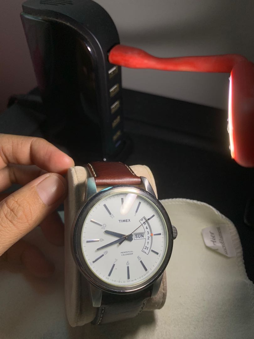 Timex perpetual calendar, Men's Fashion, Watches & Accessories, Watches on  Carousell