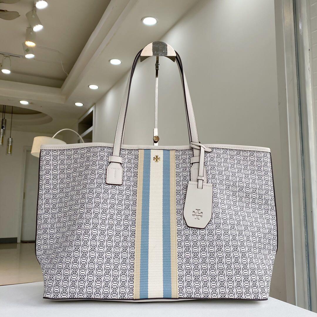 Tory Burch Gemini link tote in cream color and light blue (53303), 名牌,  手袋及銀包- Carousell