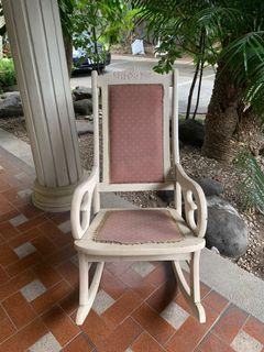 Traditional Rocking Chair French Style