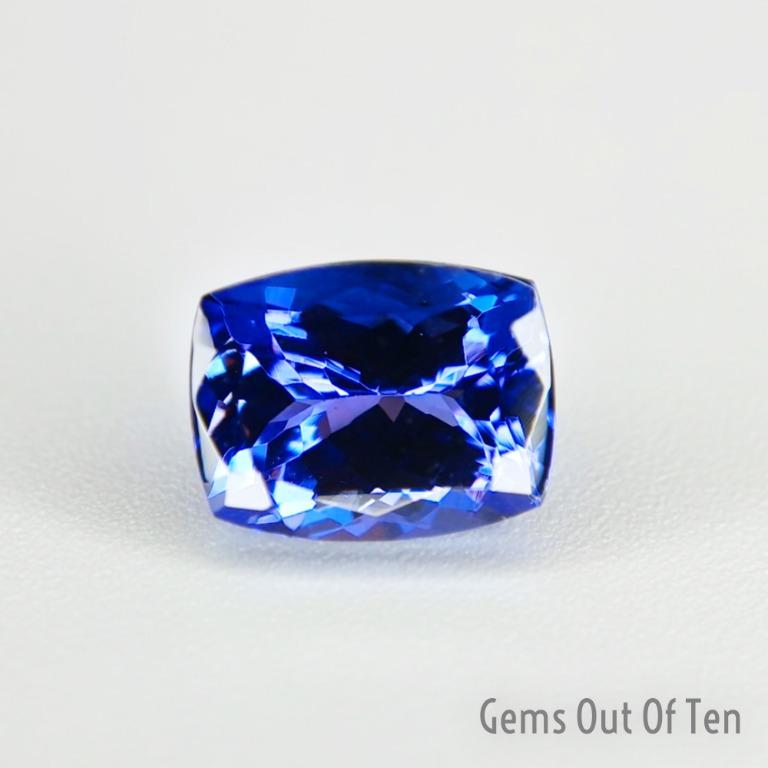 Vivid hotsell blue tanzanite