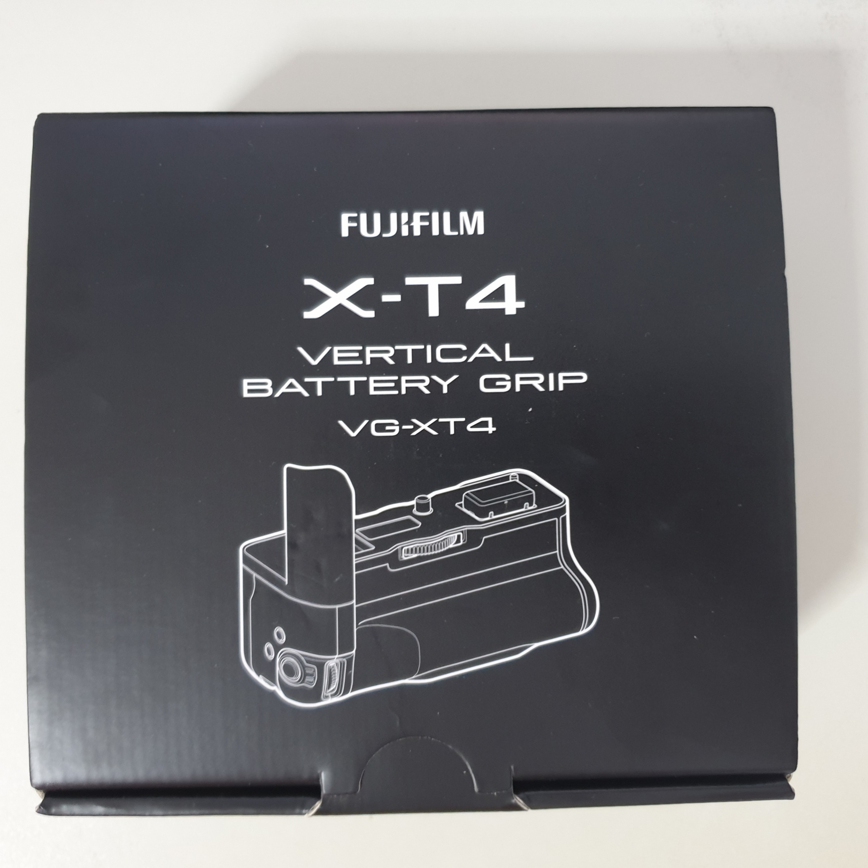 Fujifilm XT4 battery grip Fuji XT4, Photography, Cameras on Carousell
