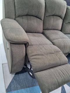 (Category: ) located in . Submitted by akkijay (Listing ID 1117938845, Image 1). Description: .