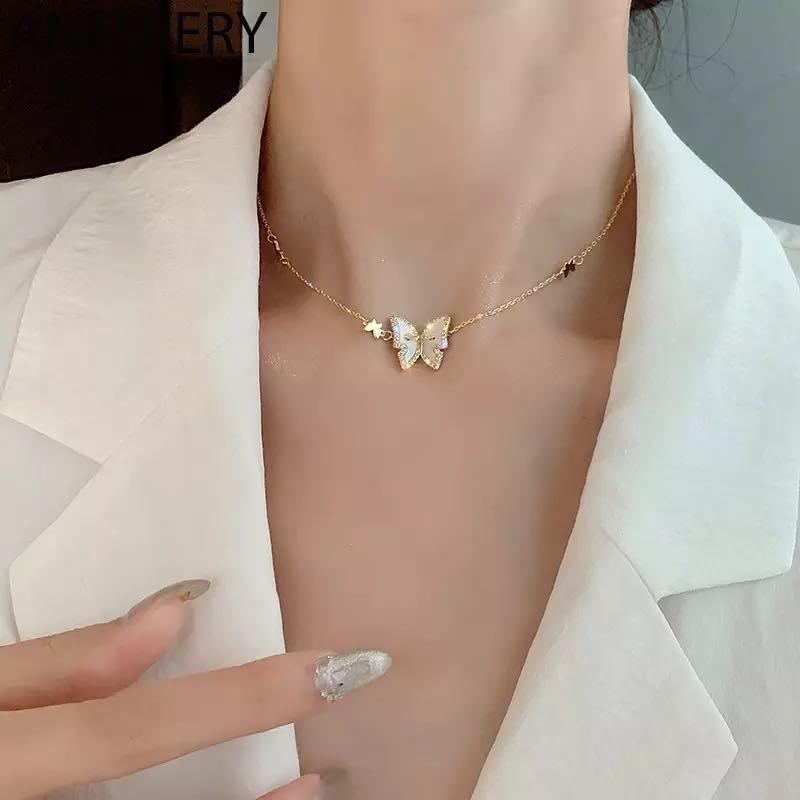 Dainty gold butterfly necklace online