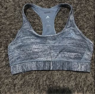 (Category: ) located in . Submitted by ggapparels (Listing ID 1117887882, Image 1). Description: .