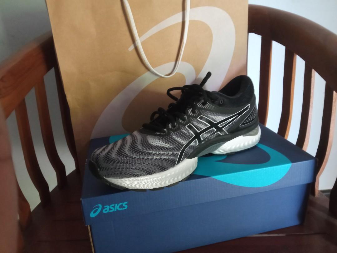 Asics outlet nimbus us12