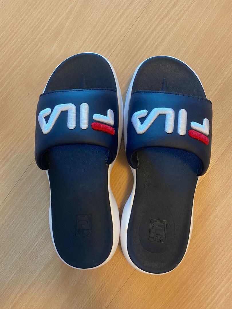 BNIB FILA DISRUPTOR BOLD SLIDES BLUE US7 Women s Fashion Footwear Flipflops and Slides on Carousell