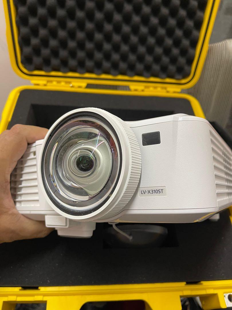 Canon LV-X310ST Kısa Mesafe Projektör, DLP, 3100 lm, 1024x768 Çözünürlük,  HDMI (0911C003)