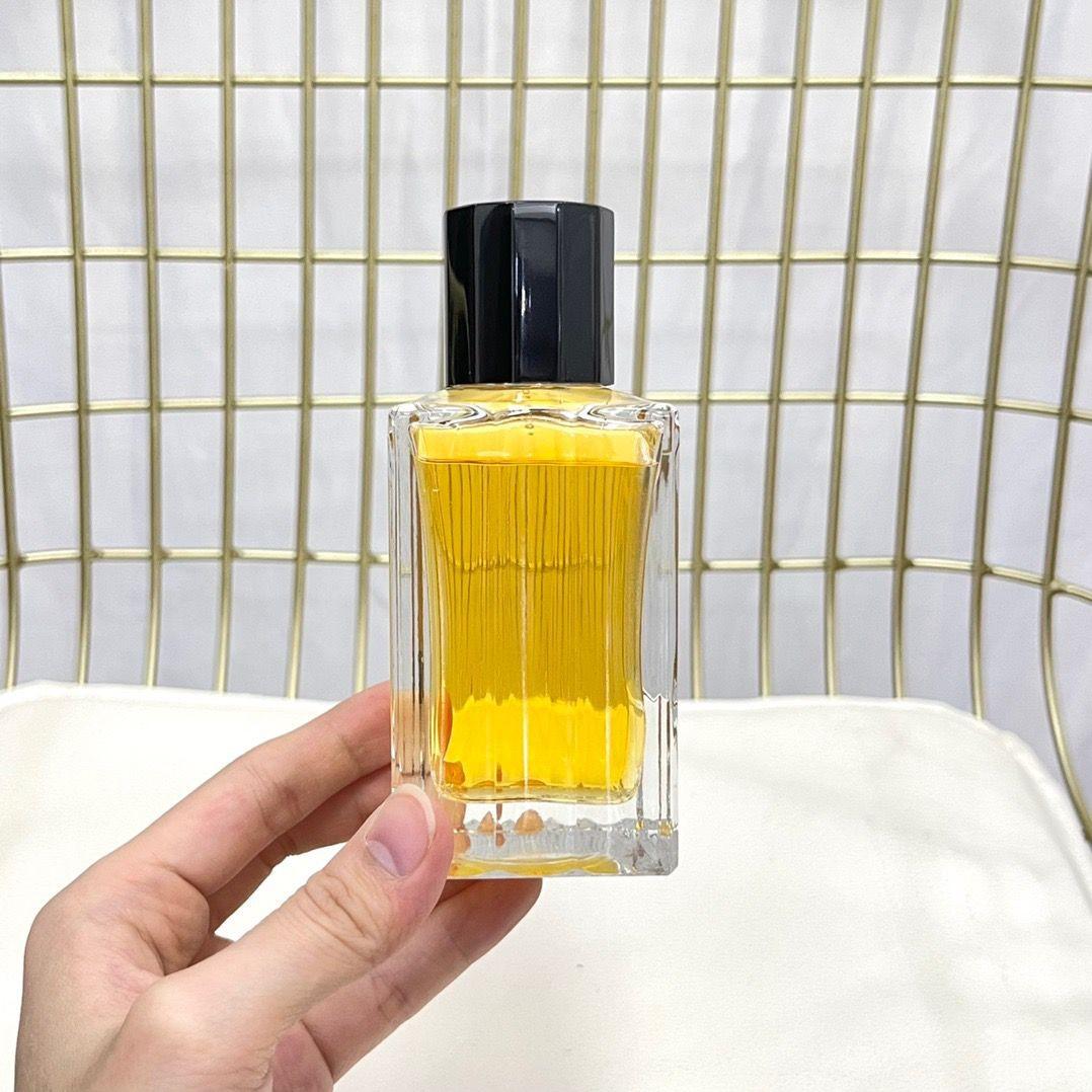 celine_dans_paris100ml_1633483703_58f877f2_progressive.jpg