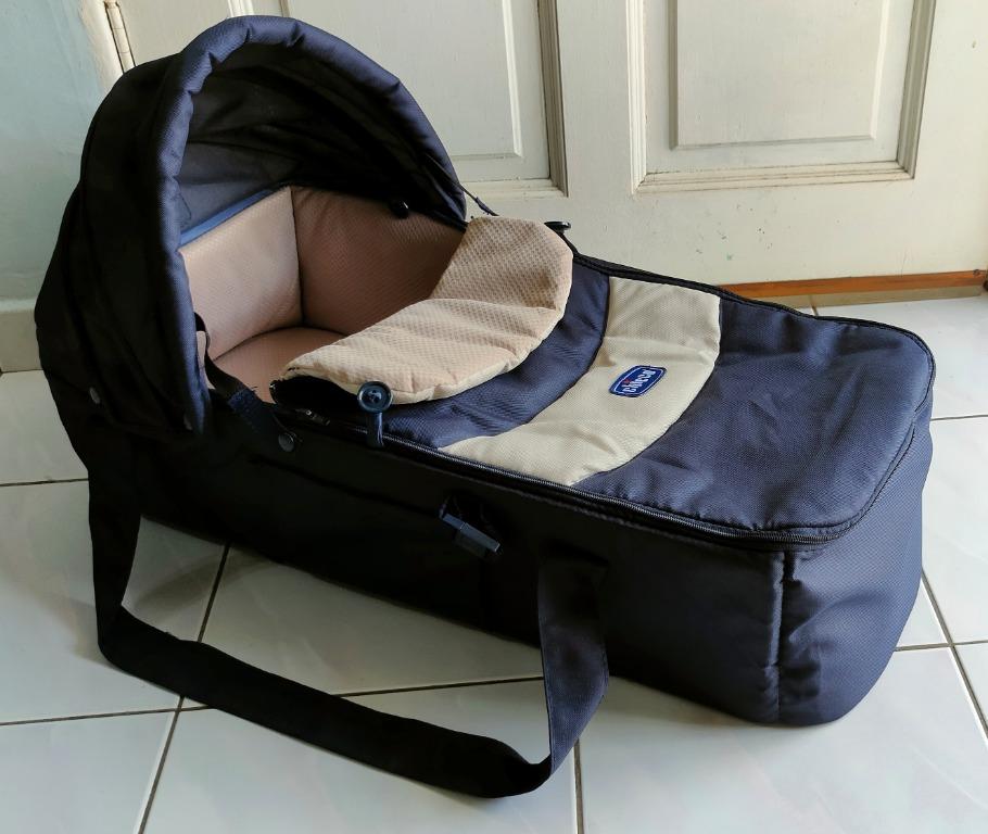 CHICCO Transporter Carry Cot Portable Baby Bed Babies Kids