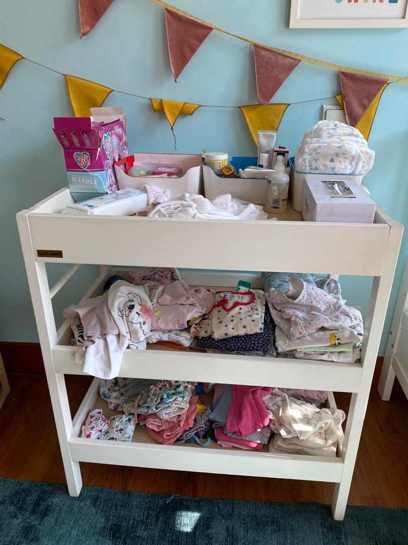 East coast white changing table comes with changing mat Babies