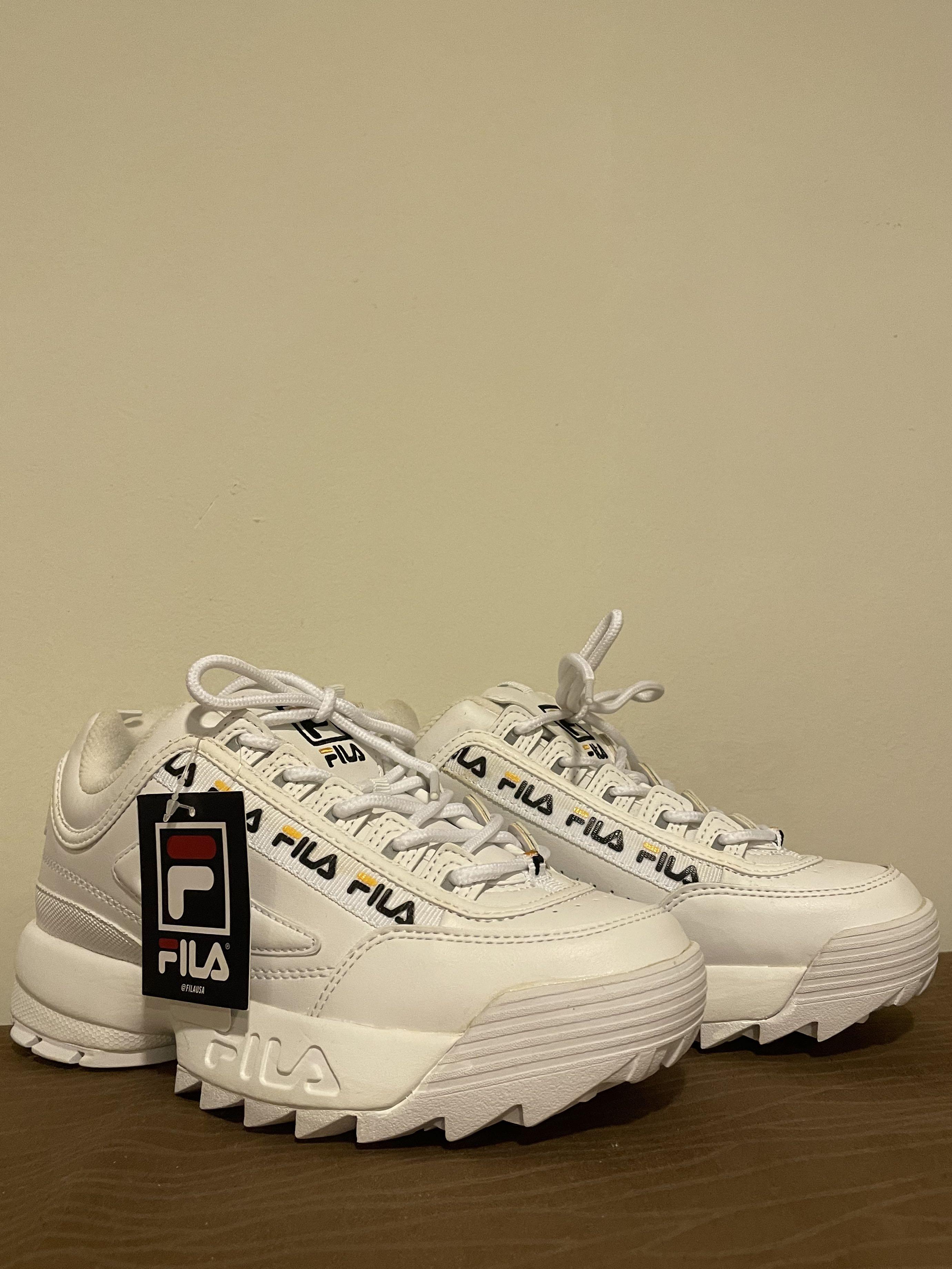 Fila disruptor white on feet clearance