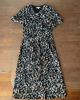 (Category: ) located in . Submitted by selling124 (Listing ID 1117868117, Image 1). Description: .