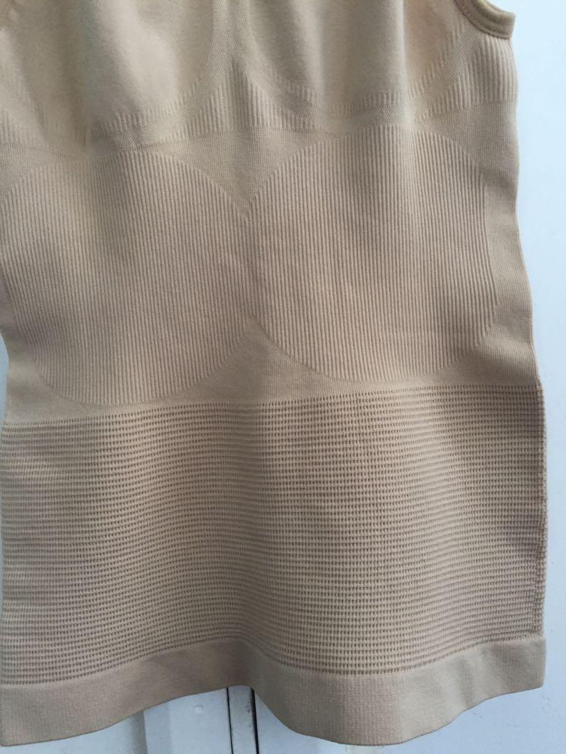 Girdle (Category: Undergarments & Loungewear) located in Bislig. Submitted by cessg (Listing ID 1117889398, Image 3). Description: New and never been used. Tag removed..