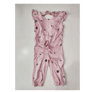 (Category: ) located in . Submitted by jswonderfullymade (Listing ID 1117949240, Image 1). Description: .