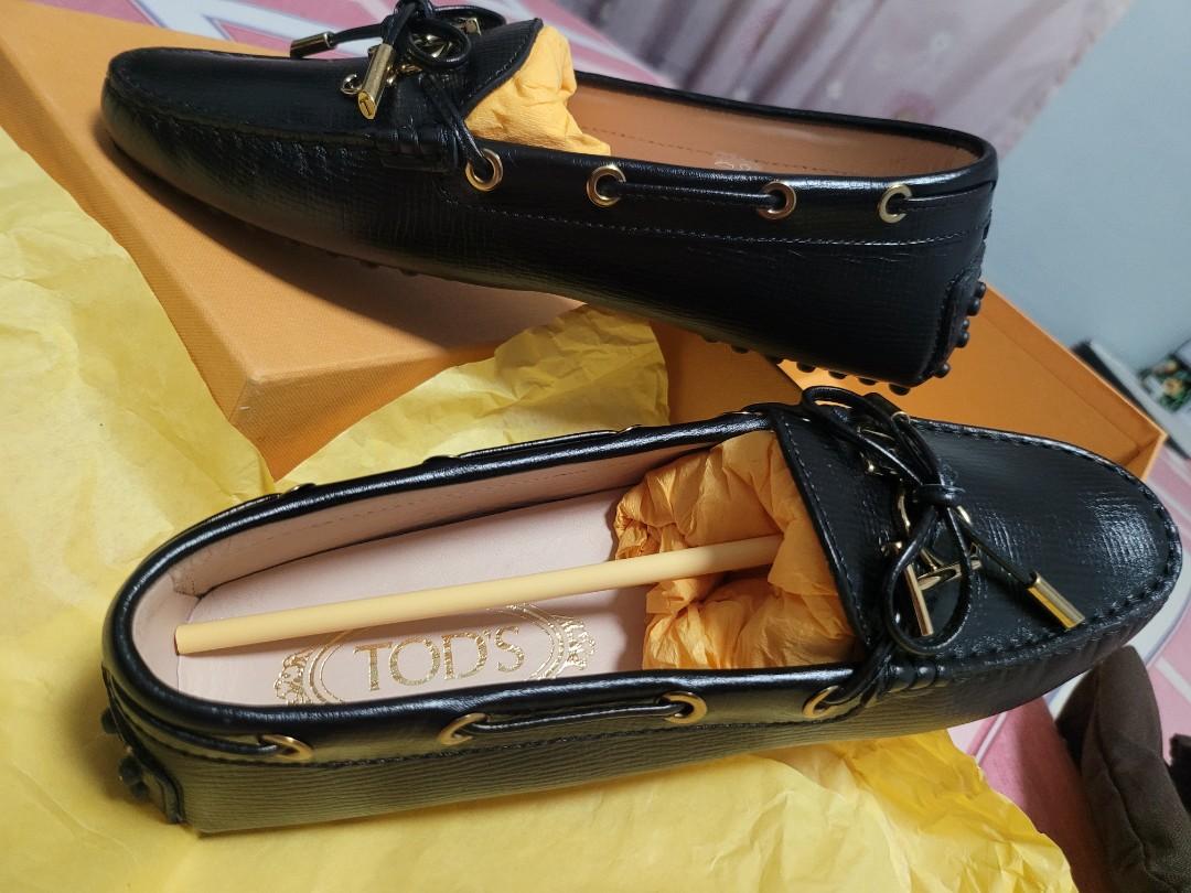 Heaven Accessorio TODS Laccetto Lub Nero Women s Fashion Footwear Loafers on Carousell