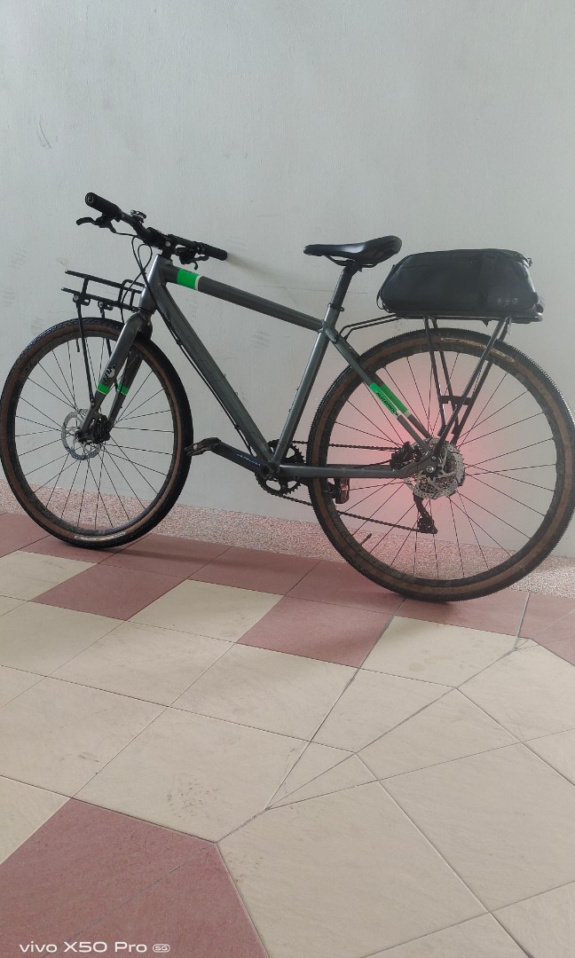 can you ride a hybrid bike on gravel