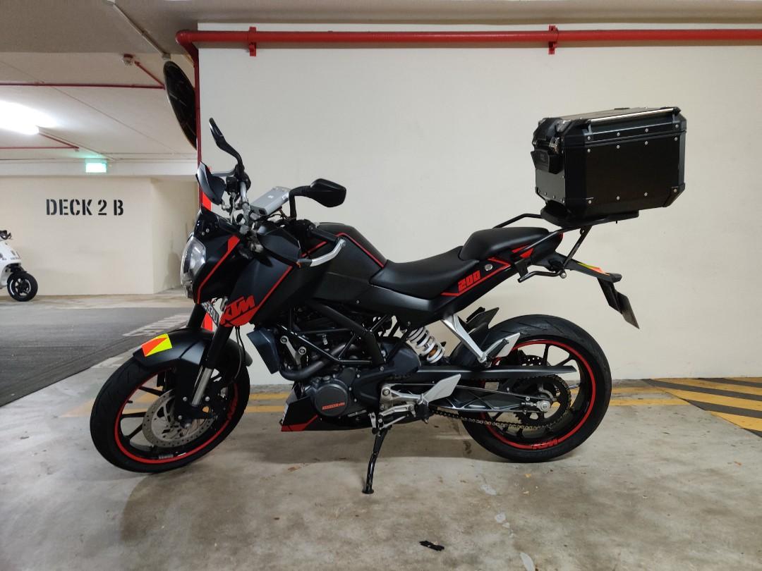 KTM Duke 200 w Kappa Box, Motorcycles 