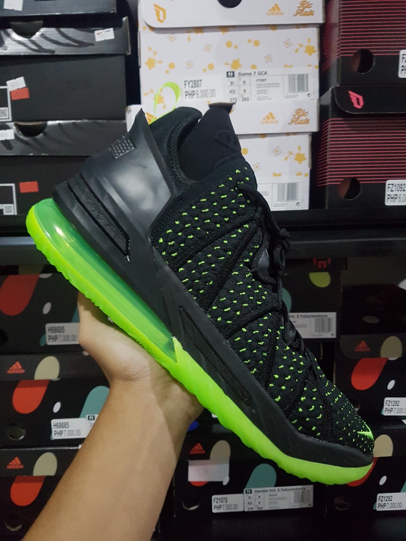 Lebron 18 dunkman shop