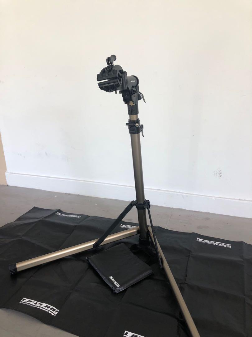 LifeLine Home Mechanic Work stand with Floor Mat Sports Equipment Bicycles Parts Parts Accessories on Carousell