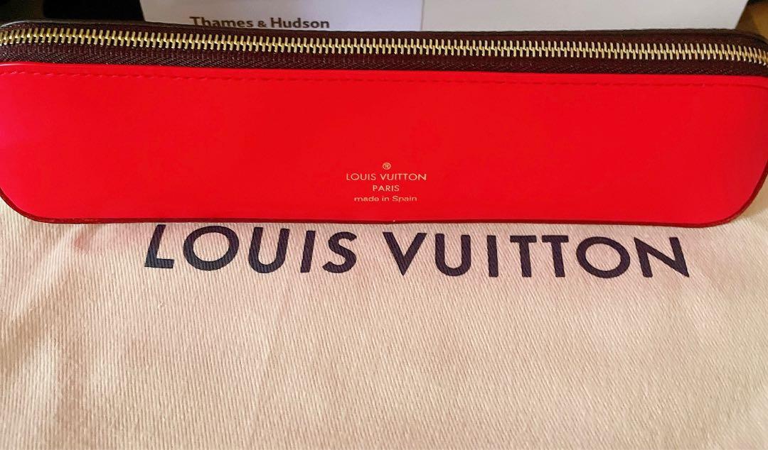 Louis Vuitton LV Elizabeth Pencil pouch White Leather ref.290947 - Joli  Closet