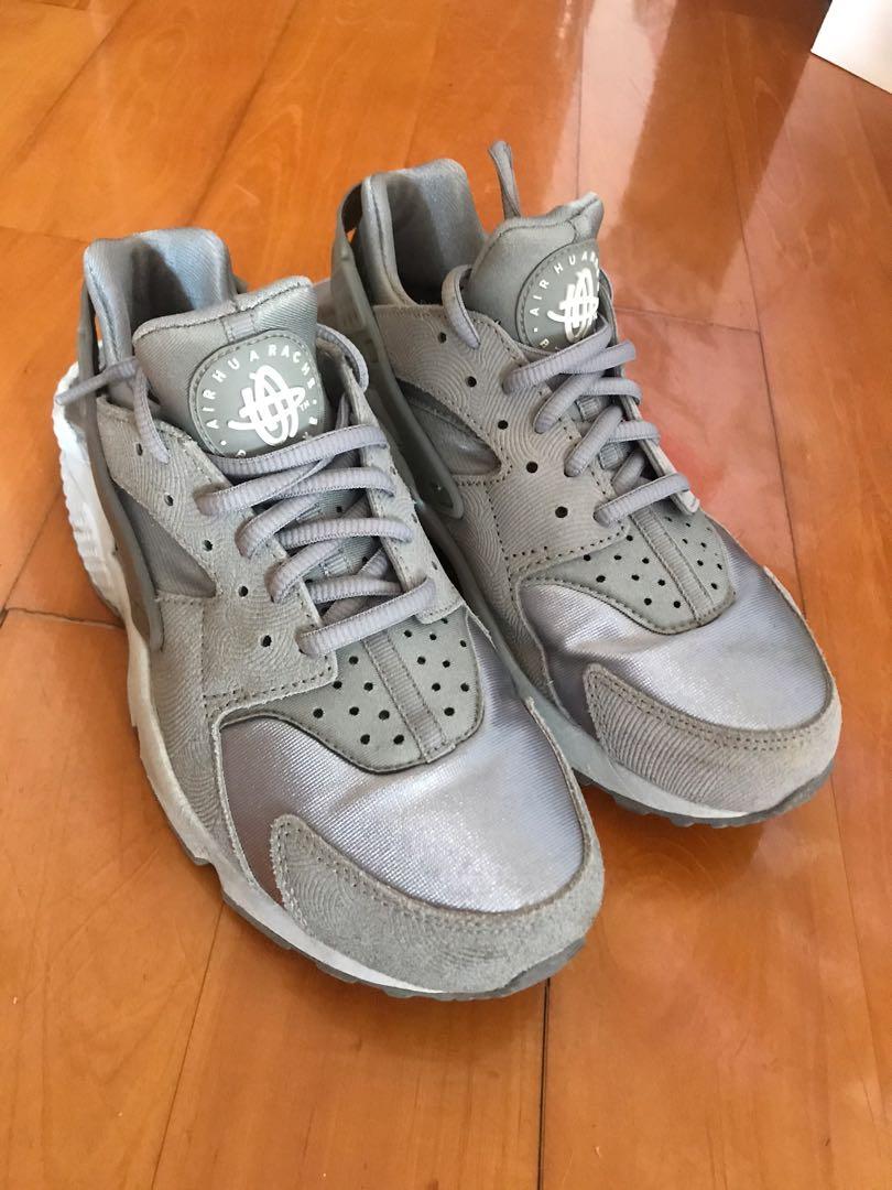 huarache silver grey