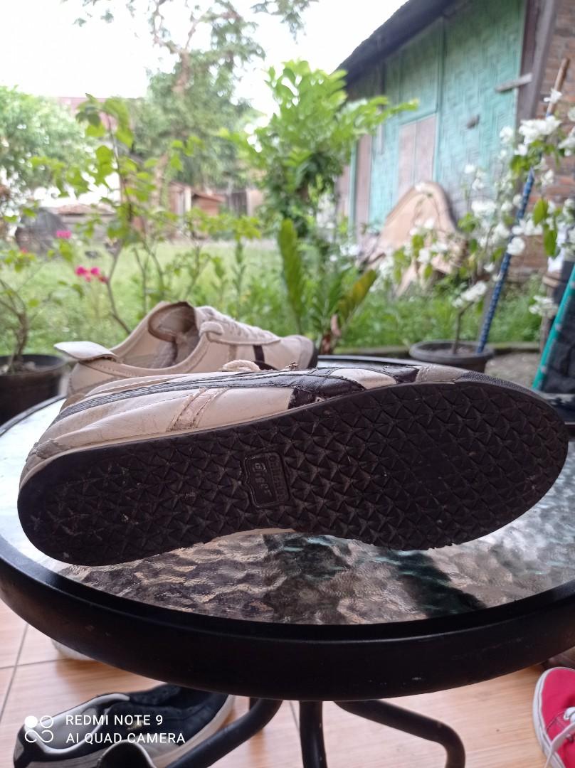 onitsuka tiger kulit